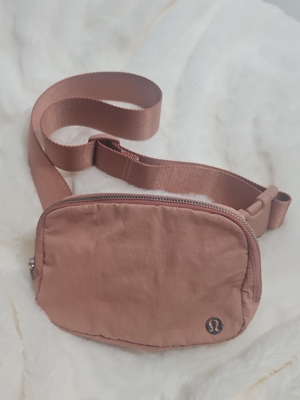 Lululemon Everywhere Belt Bag 1L OG Dusty Rose Blush Pink